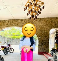Saumi - escort in Colombo