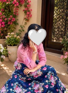 Saumya - escort in Ghaziabad Photo 2 of 3