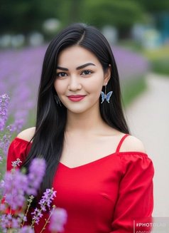 Mikhail - escort in New Delhi Photo 2 of 5
