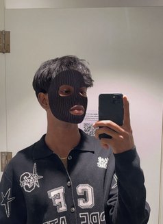 Saurabh - Male escort in Mumbai Photo 1 of 2