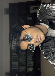Saurabh - Male escort in New Delhi Photo 5 of 5