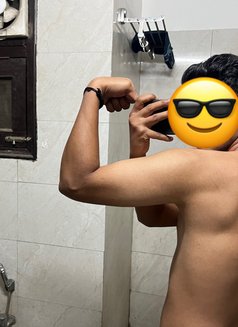 Saurav - Acompañantes masculino in Gurgaon Photo 3 of 5