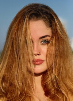 Savana - escort in Singapore Photo 6 of 19