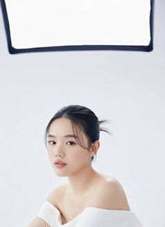 Savana (Meet & Cumshow) just arrived - escort in Taipei Photo 7 of 10