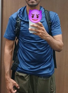 Savin - Male escort in Tokyo Photo 3 of 4