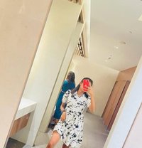 Savini - escort in Colombo