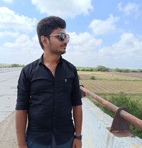 Savitar - Acompañantes masculino in Ahmedabad