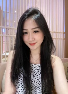 Savitri - escort in Jakarta Photo 5 of 5