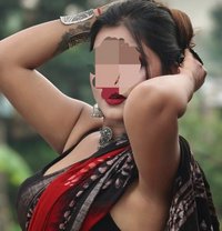 Savya - puta in Kolkata