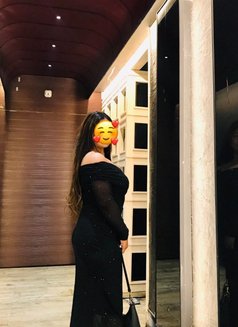 Savyata Dhakal for hand cash service - puta in Kathmandu Photo 1 of 2