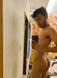 Aarav soni - Male escort in Indore Photo 5 of 6