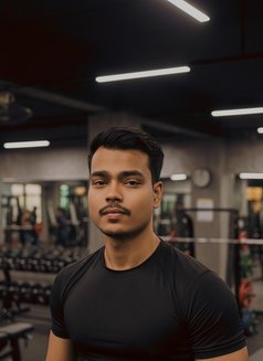 Sawan Sharma - Male escort in New Delhi Photo 2 of 5
