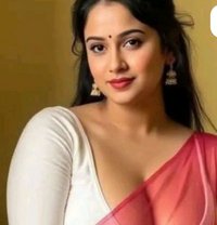 Sawmya Nambiar - puta in Kochi