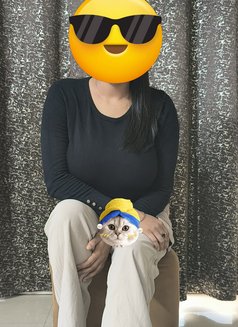 Sayali Sharma - puta in Bangalore Photo 4 of 4