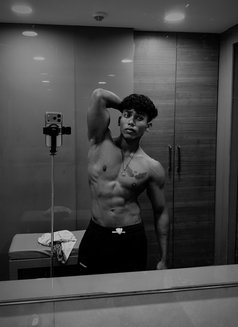 Sayam - Male escort agency in Mumbai Photo 5 of 5