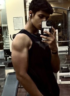 Sayan - Male escort in Hyderabad Photo 1 of 4