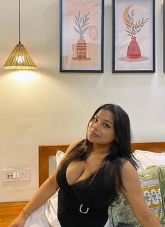 Sayana - puta in New Delhi Photo 1 of 3