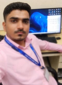 Kissingkiller58 - Male escort in Mumbai Photo 1 of 1