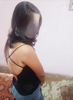 Sayna cam show on genuine - escort in Hyderabad Photo 2 of 2