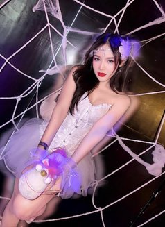 Sayori B - Transsexual escort in Bangkok Photo 7 of 12