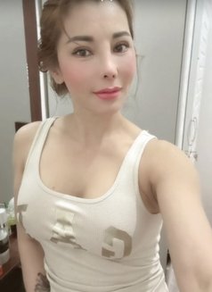 ❀⋆. ೃ࿔*ᕼᗩᑎᗩ ︵ SaYs LoVe - escort in Al Juffair Photo 6 of 7