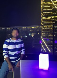 Sayura - Male companion in Colombo Photo 2 of 2