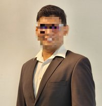 Sayura - Male companion in Colombo