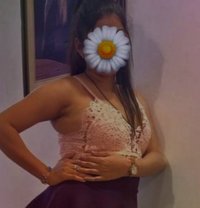 Sayuri Darshika Colombo - escort in Colombo