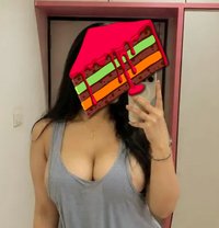 Sayuri Darshika.( Signal Messenger) - escort in Colombo