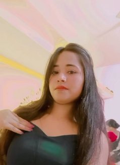 Saziya - puta in Mumbai Photo 1 of 1