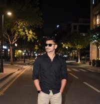 SB MASSAGER - Agencia de acompañantes masculinas in Dehradun, Uttarakhand