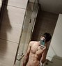 Sbdxb - Acompañantes masculino in Dubai Photo 1 of 5