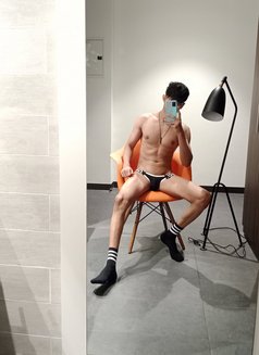 Sbdxb - Acompañantes masculino in Dubai Photo 4 of 5