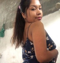 Scar CAMSHOW SQUIRTER breastmilk - adult performer in Manila