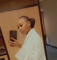 Scarlet B just landed - escort in Doha