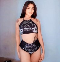 Scarlet 7inches Here - Transsexual escort in Manila