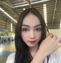 Scarlet - Intérprete transexual de adultos in Manila