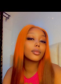 Scarlet - puta in Nairobi Photo 6 of 7