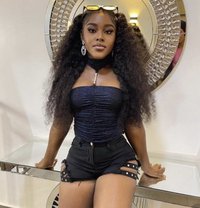 Scarlet - escort in Nairobi Photo 1 of 2