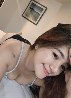 Scarlet Love - escort in Makati City Photo 1 of 3
