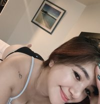 Scarlet Love - puta in Makati City
