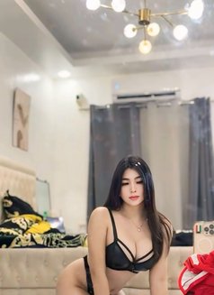 SCARLET ROSE 🇵🇭 - Transsexual escort in Abu Dhabi Photo 24 of 30