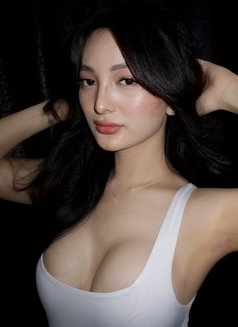 SCARLET VIP TS GFE🇯🇵 - Transsexual escort in Manila Photo 22 of 29