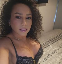 Scarlett Available Top & Bottom - Acompañantes transexual in Dubai