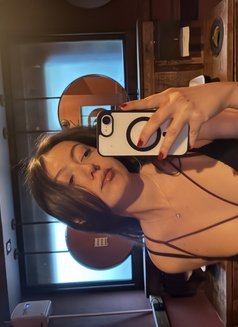 Scarlett - puta in İstanbul Photo 5 of 8