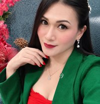 Hotty Scarlett(Foreign Active Shemale) - Transsexual escort in Mumbai Photo 7 of 12