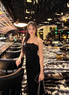 Scarlett - Transsexual escort in Ahmedabad Photo 11 of 11