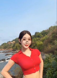 Scarlett - Transsexual escort in Bangalore Photo 8 of 10