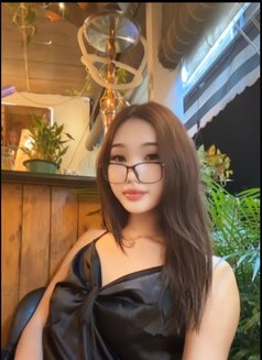 Scarlett - Transsexual escort in Bangalore Photo 10 of 10