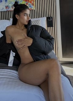 Scarlett Natural Body - escort in Singapore Photo 7 of 14